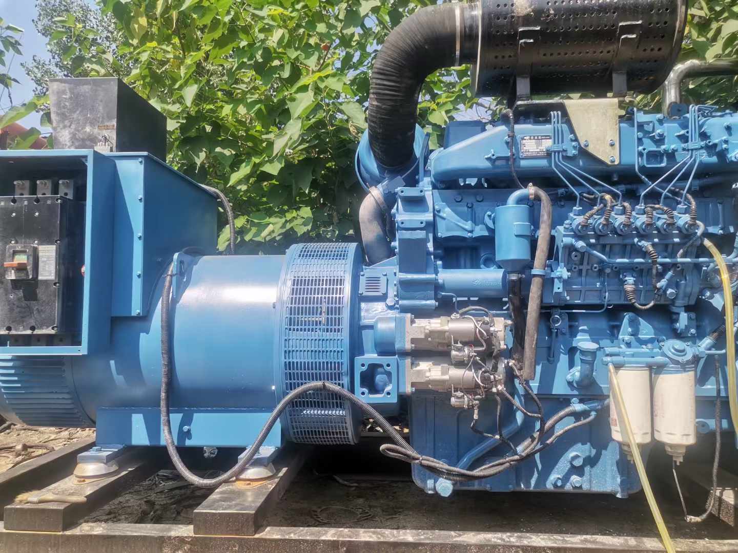 西市详细说明降低 800kW 柴油发电机输出电流波动的方法
